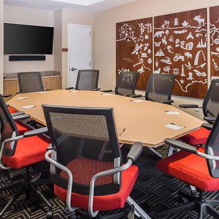 Towneplace Suites By Marriott New Hartford Esterno foto