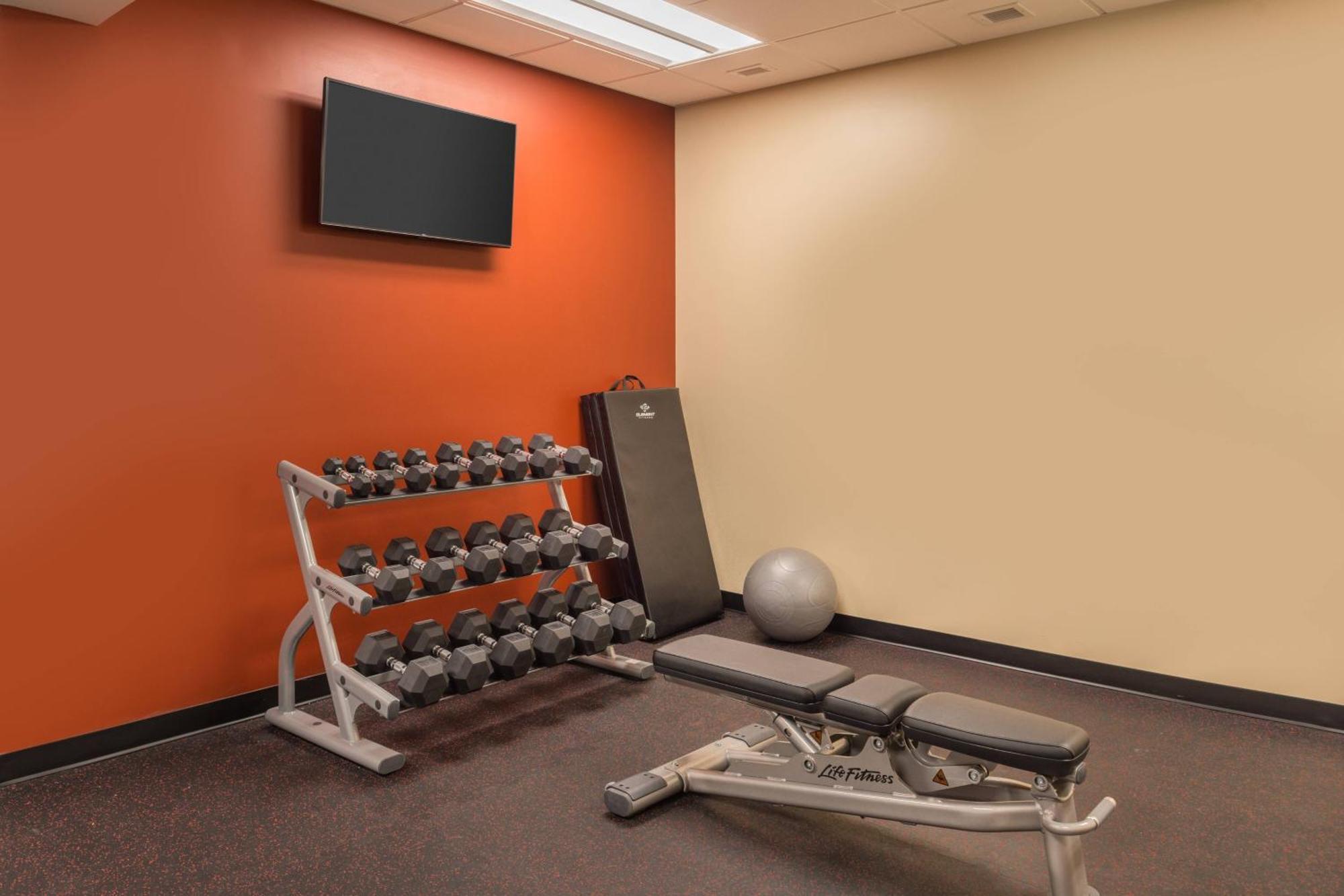 Towneplace Suites By Marriott New Hartford Esterno foto