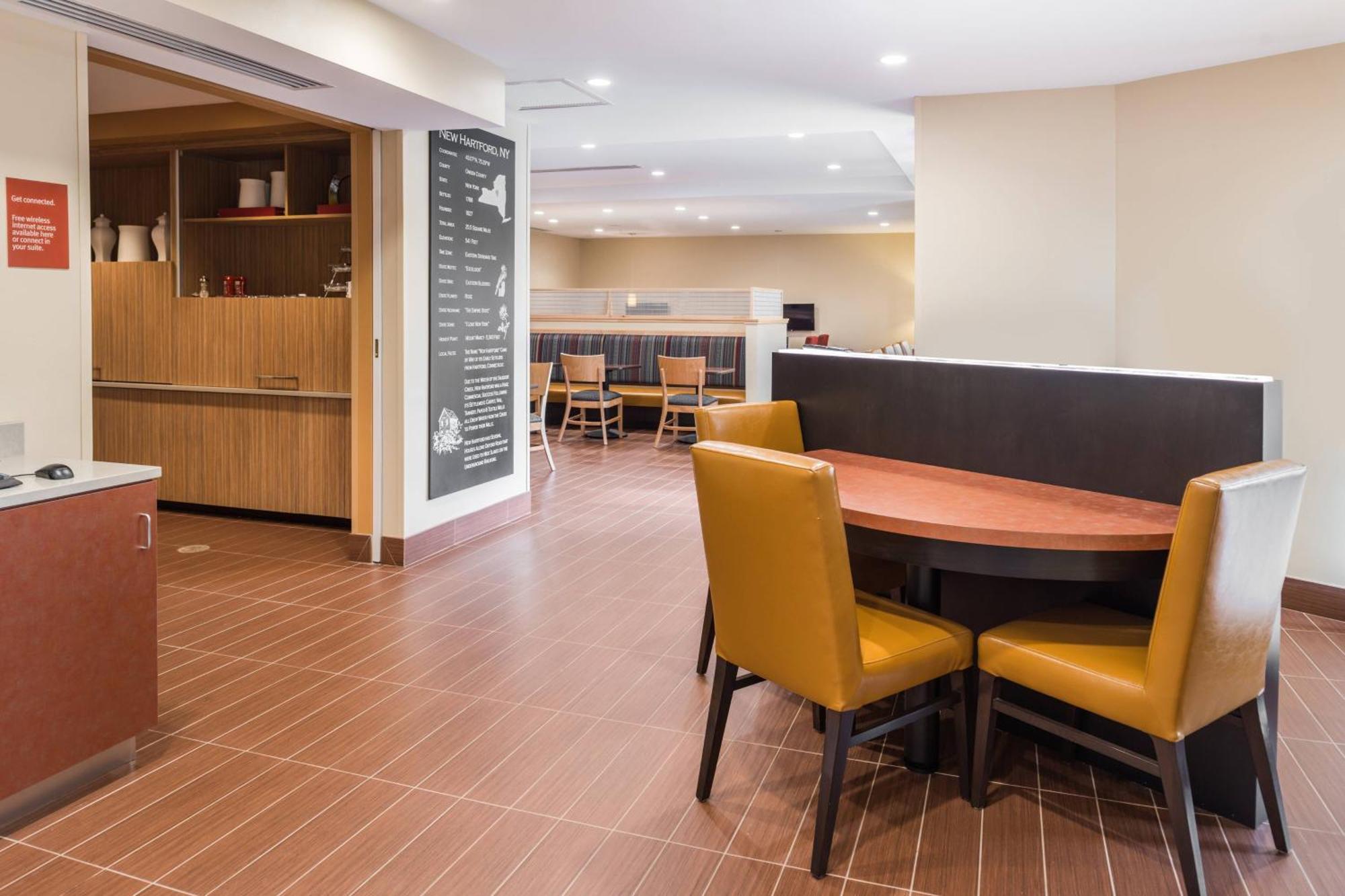 Towneplace Suites By Marriott New Hartford Esterno foto