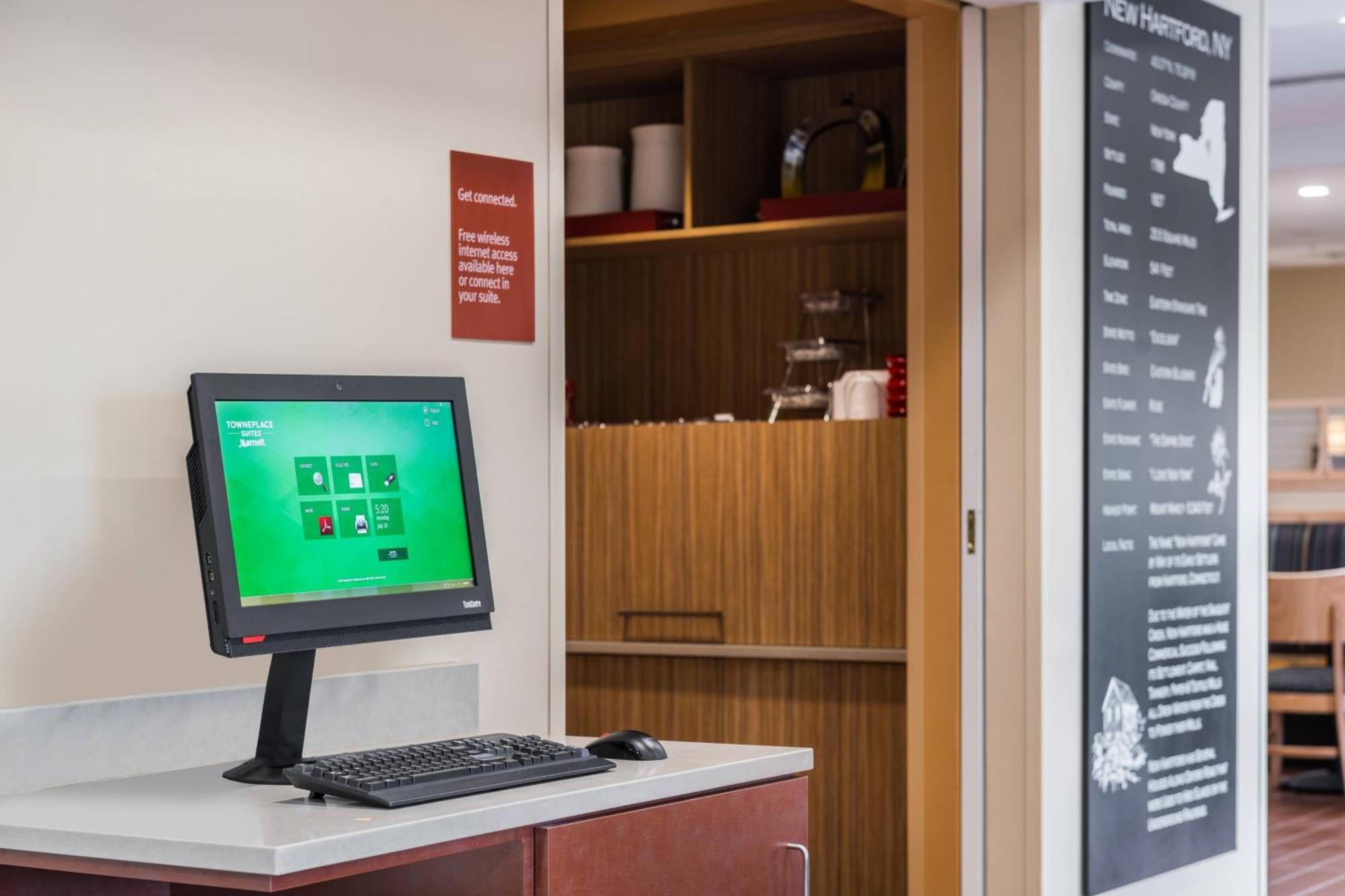 Towneplace Suites By Marriott New Hartford Esterno foto
