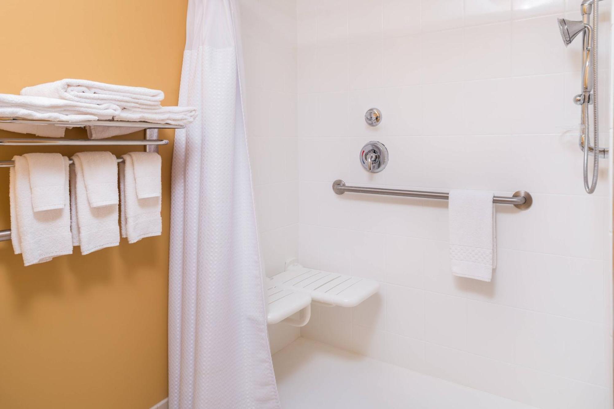 Towneplace Suites By Marriott New Hartford Esterno foto