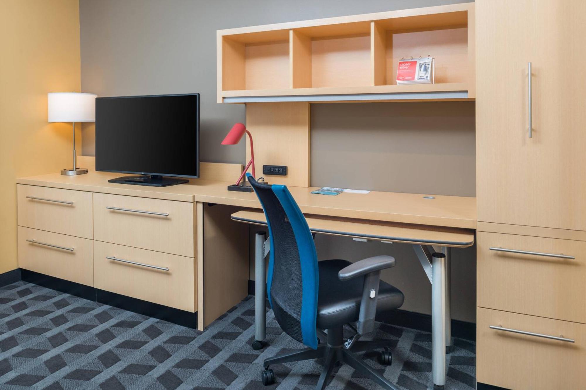 Towneplace Suites By Marriott New Hartford Esterno foto