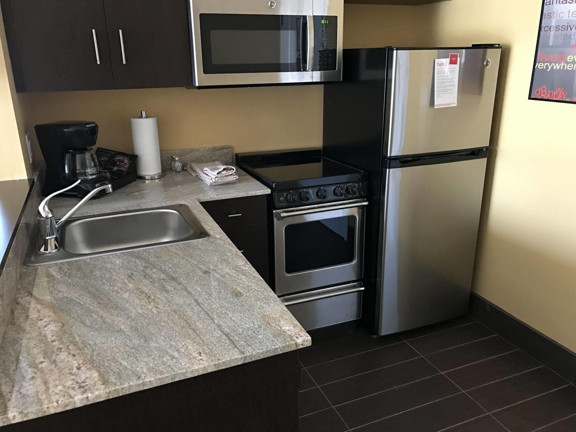 Towneplace Suites By Marriott New Hartford Esterno foto