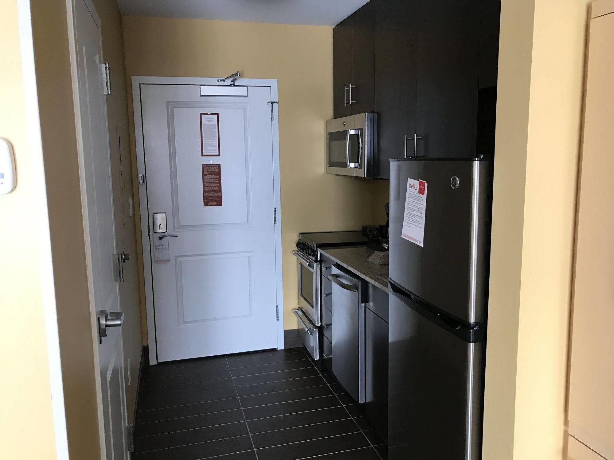 Towneplace Suites By Marriott New Hartford Esterno foto
