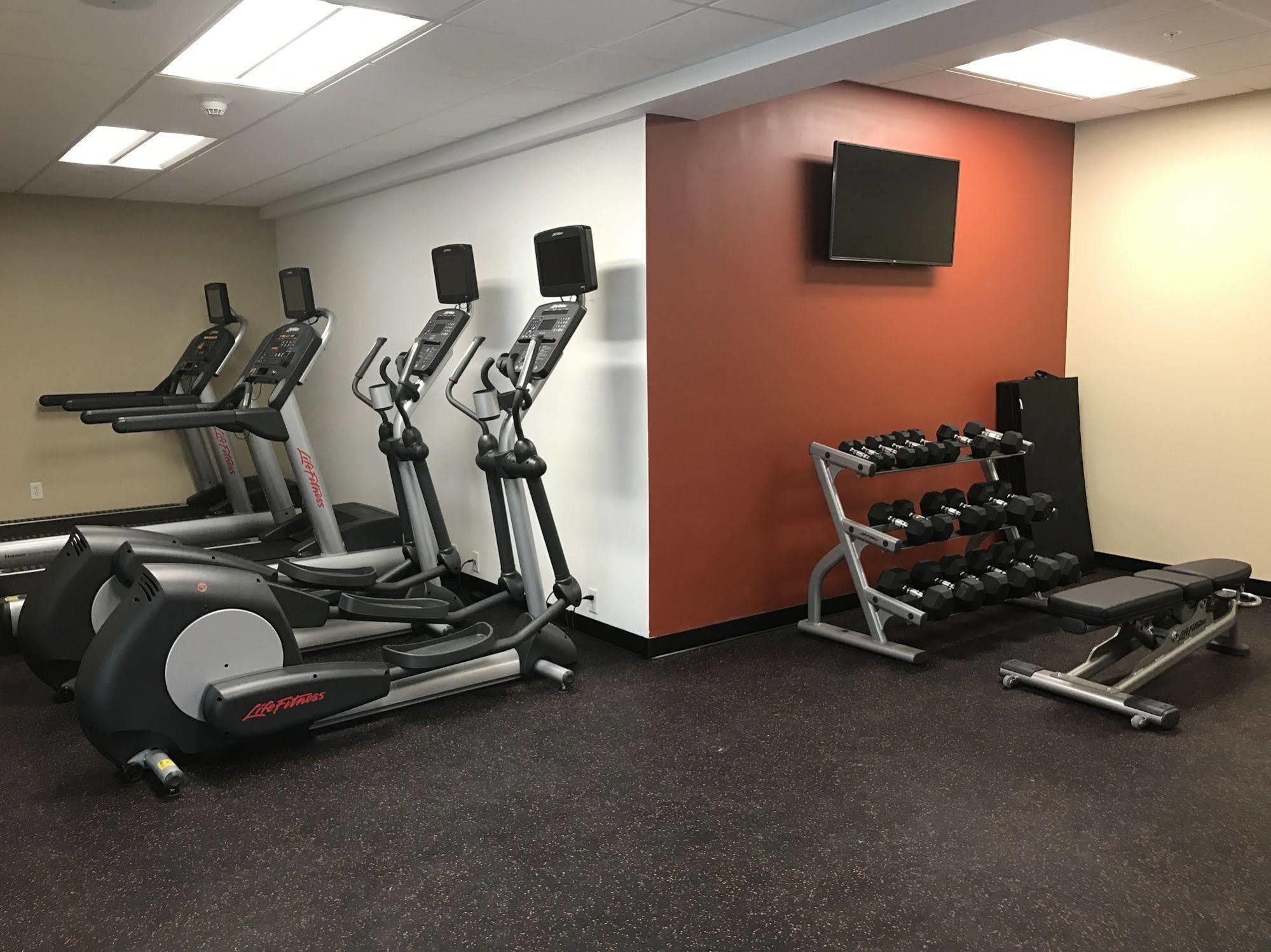 Towneplace Suites By Marriott New Hartford Esterno foto